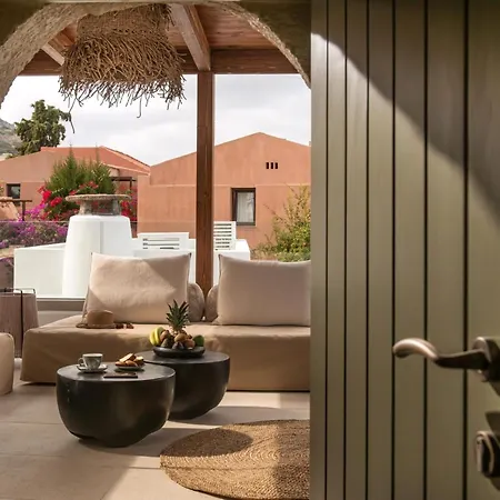 Mint Villa Checkin كوتولوفاري